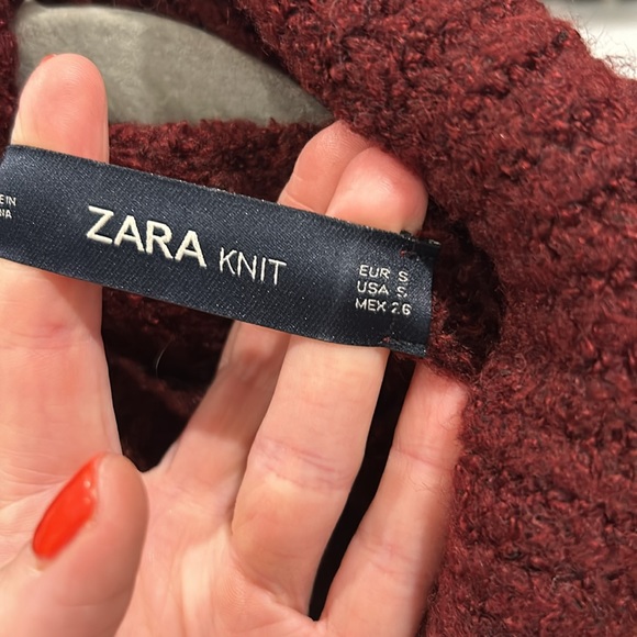 Zara turtleneck, sweater burgundy, size small - Picture 2 of 2